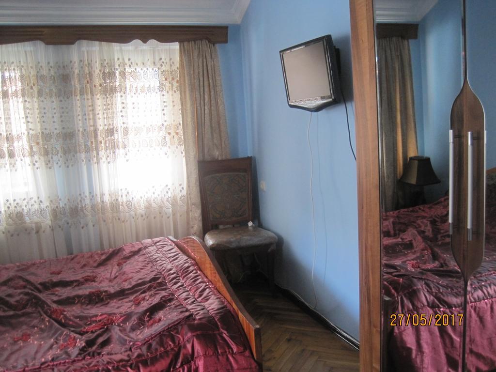 Metaxa Guesthouse Батуми Экстерьер фото